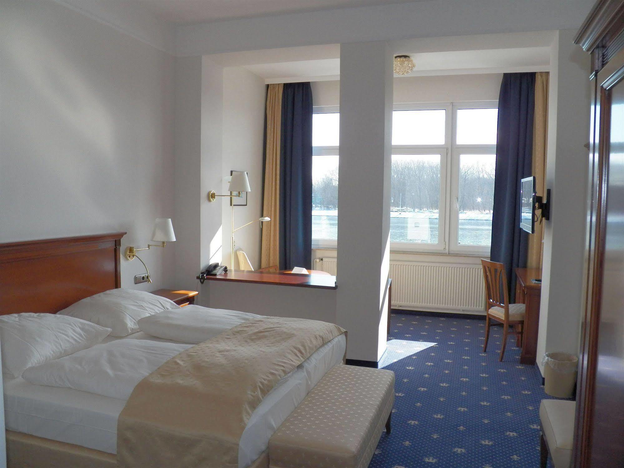 Hotel Deutscher Kaiser 3*